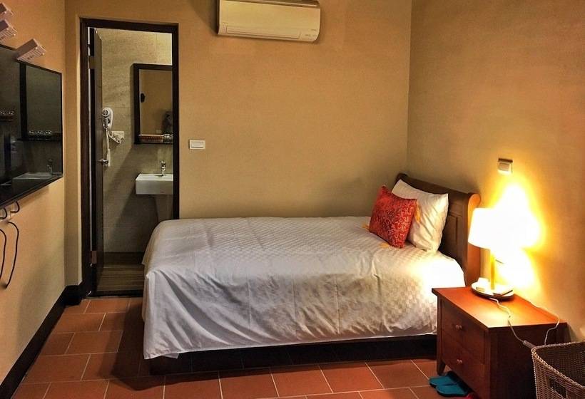 هتل Mount Tai Wu Cozy