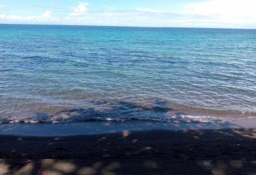ホテル Reddoorz At July S Haven Seaside Pension Camiguin