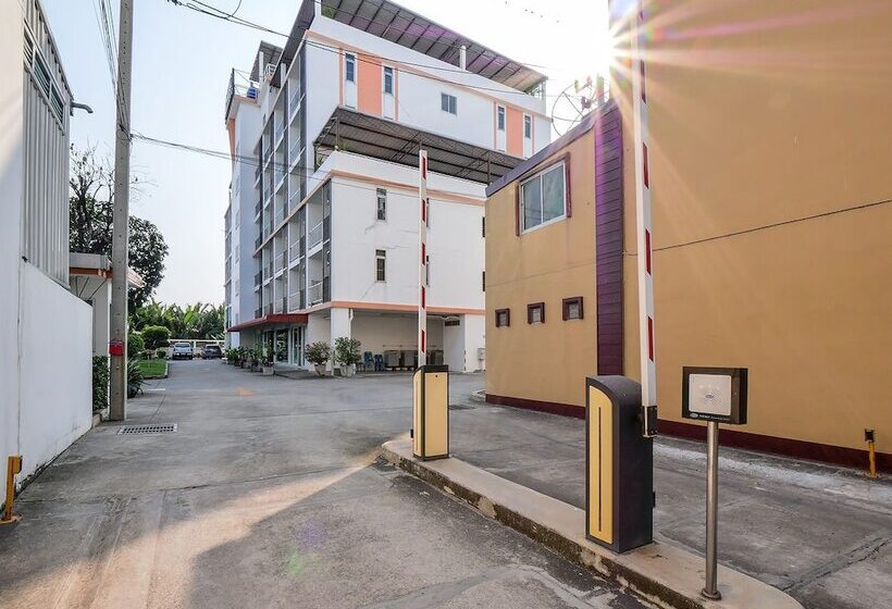 فندق Taweesuk Residence