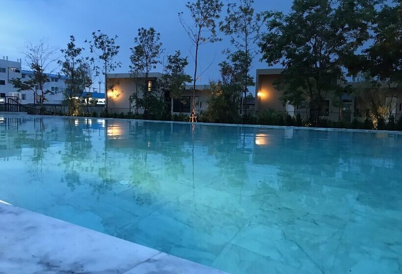 فندق The Residence Thepkanjana