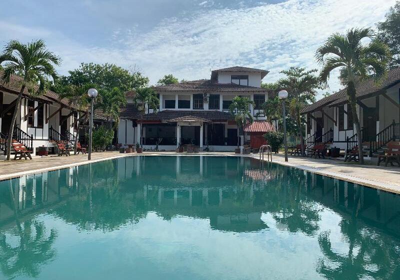 Lis Na Ree Resort