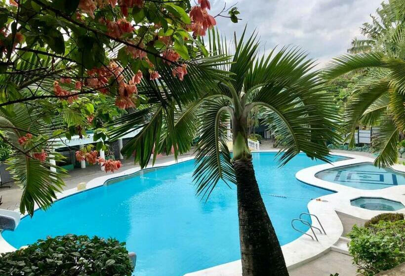 V Resort Dasma