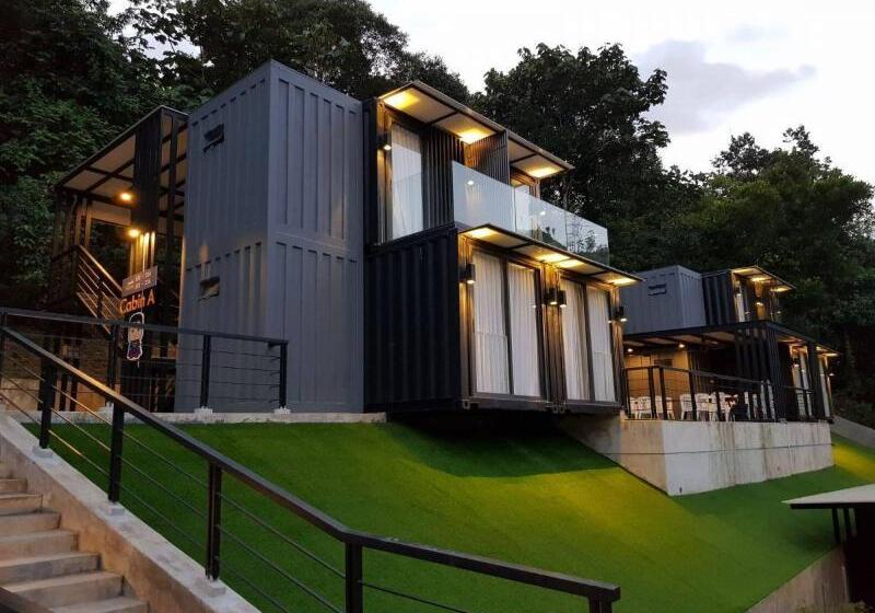 فندق Casa Hill Resort