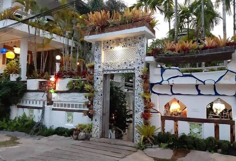 هتل Banthorphan Resort