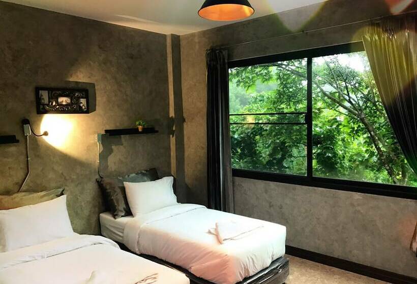 هتل Sut Jai House