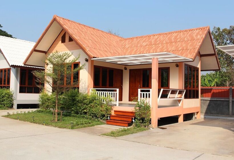 هتل Baan Suan Siriwat
