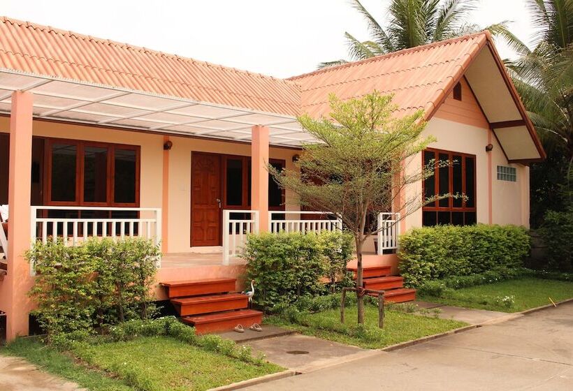 هتل Baan Suan Siriwat