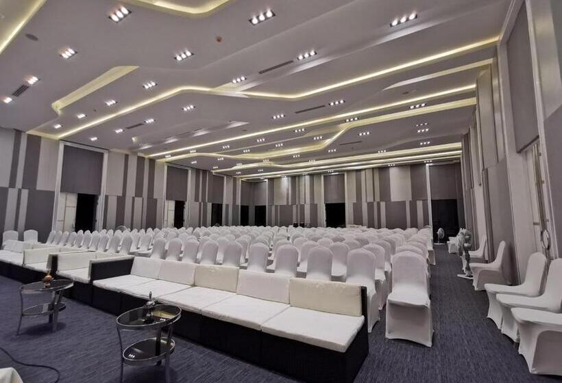 هتل De Veranio Resort