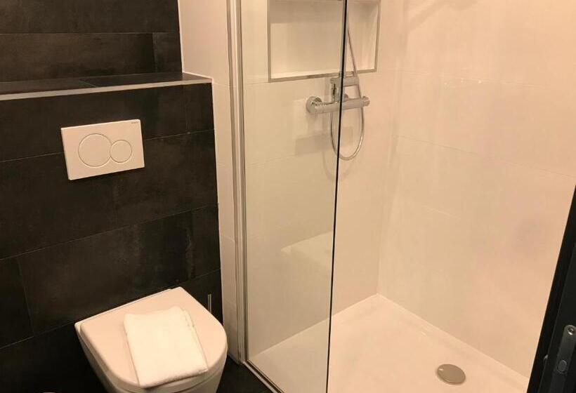 ホテル Donauhof Mauthausen