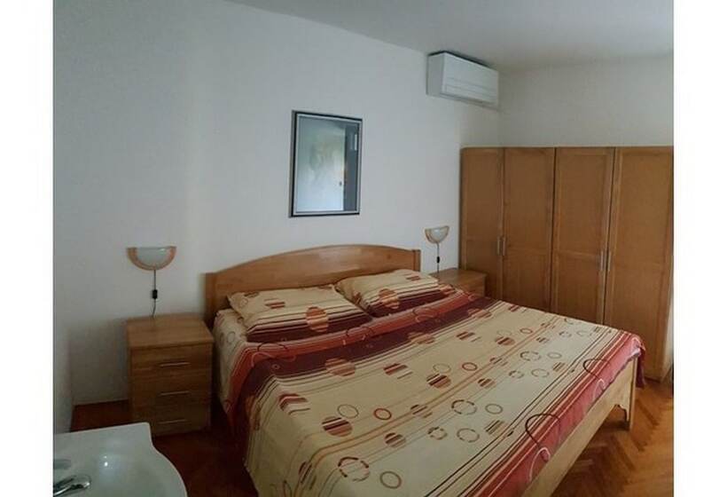 膳宿费 Apartments And Rooms Pende