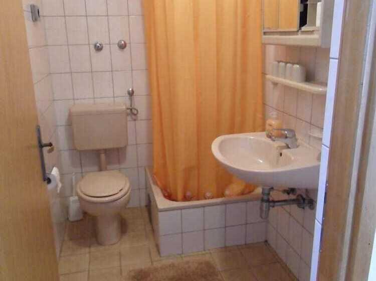 بنسيون Guest House Lidus