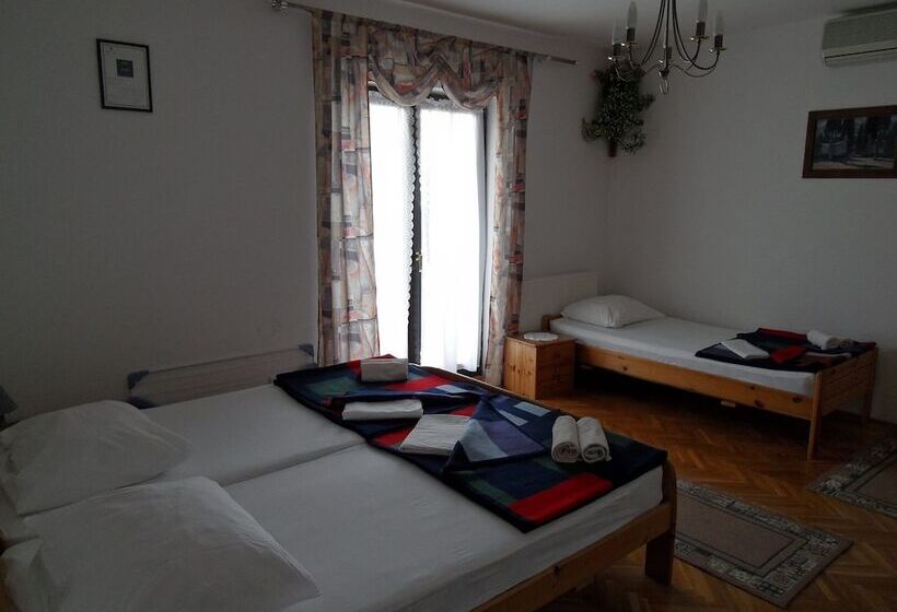 بنسيون Guest House Lidus