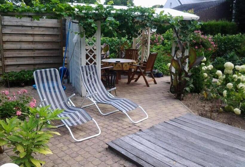 مبيت وإفطار Vakantie Appartementen Engelen