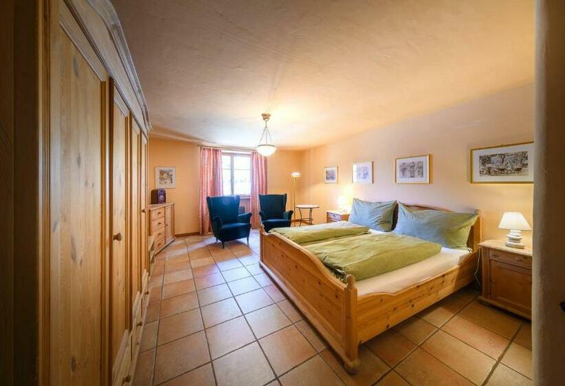 ホテル Albergo Ristorante Miralago