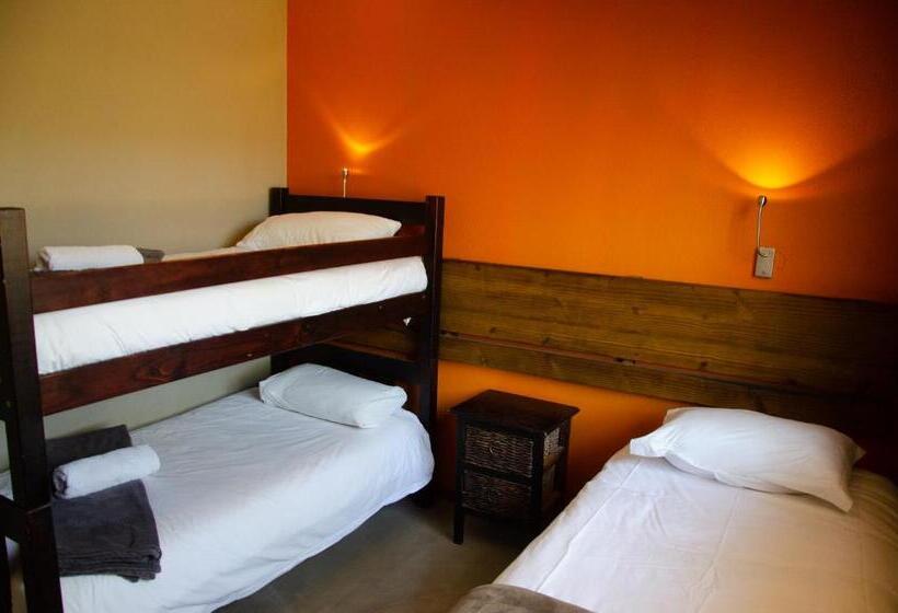 פנסיון Desert Dew Guest House