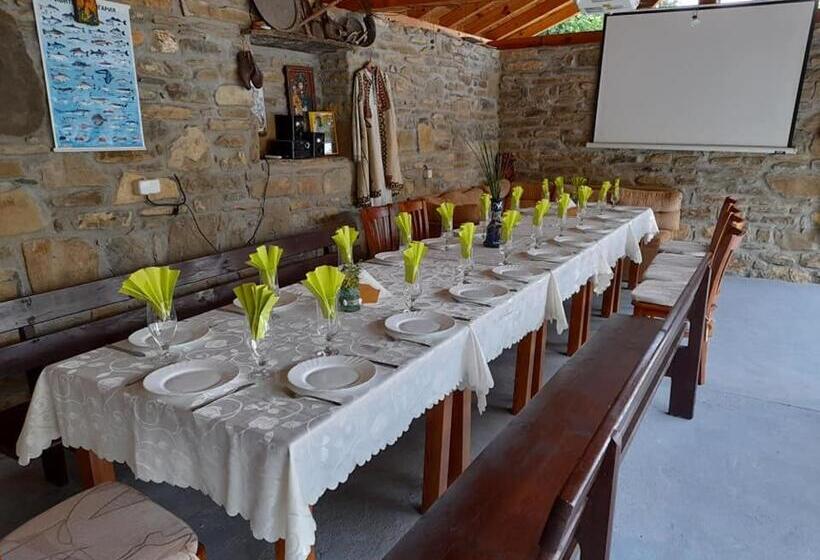 بنسيون Guest House Lŭgŭt