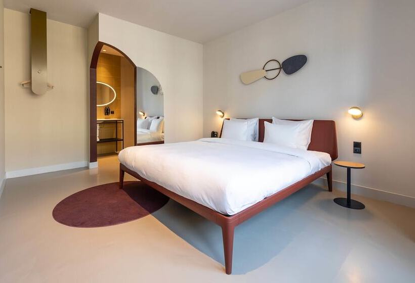 Conscious Hotel Museum Square