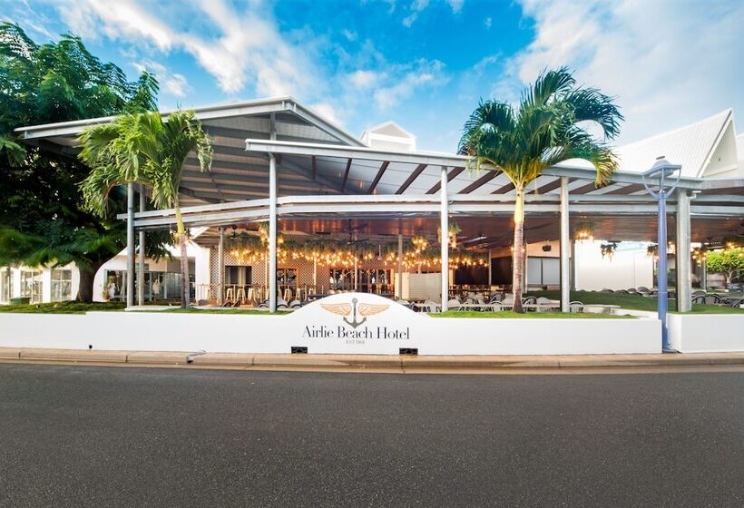 Отель Airlie Beach