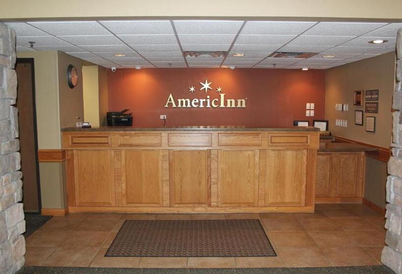هتل Americinn By Wyndham Cedar Rapids Airport