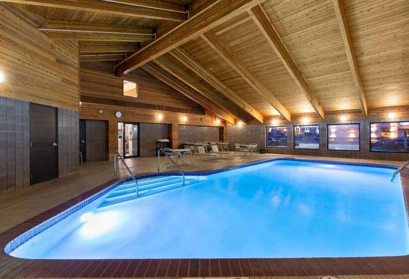 فندق Americinn By Wyndham Merrill