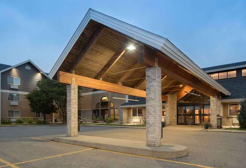 בית מלון כפרי Americinn By Wyndham Valley City  Conference Center