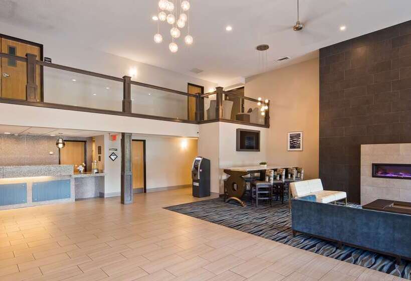 هتل Best Western Plus Flint Airport Inn & Suites