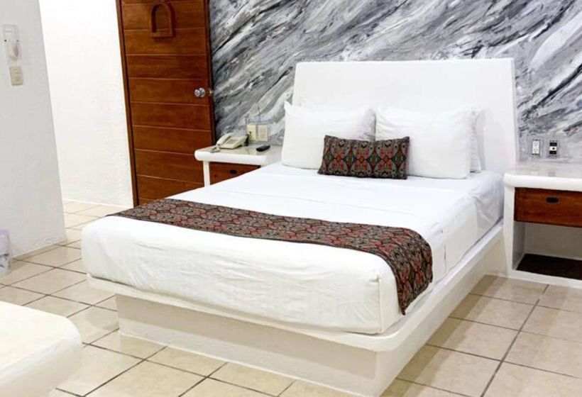 هتل Best Western Posada Chahue