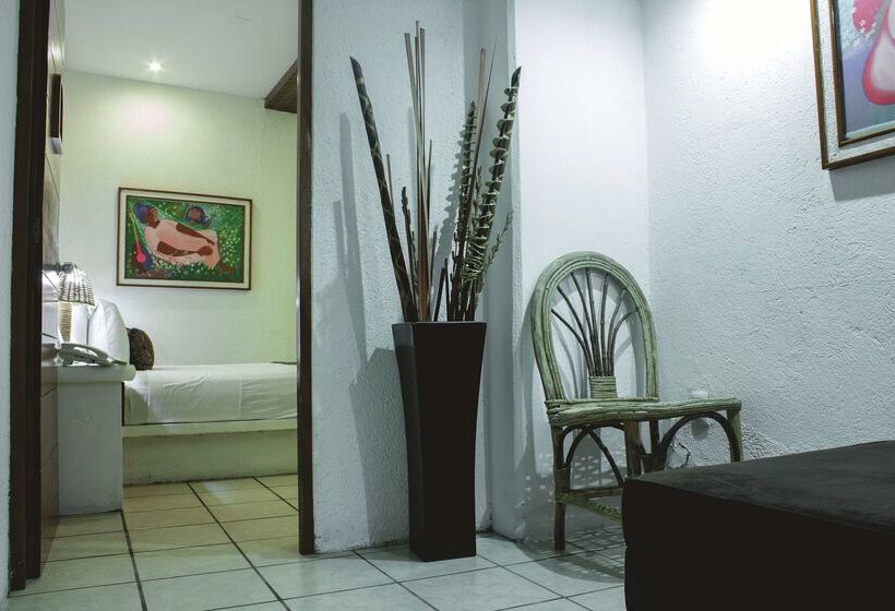 هتل Best Western Posada Chahue