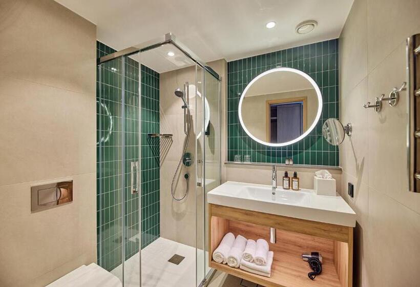 هتل Georg Ots Spa