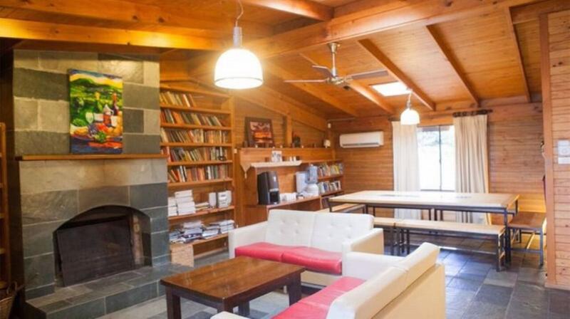 هتل Hunter Valley Resort, Hunter Farm Adventure Centre & 4 Pines At The Farm