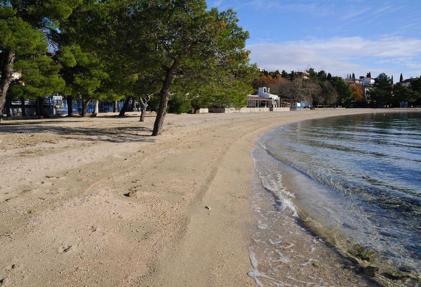 هتل International