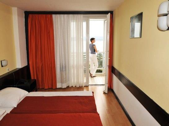 هتل International