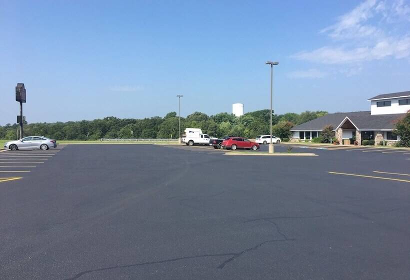 فندق Regency Inn And Suites