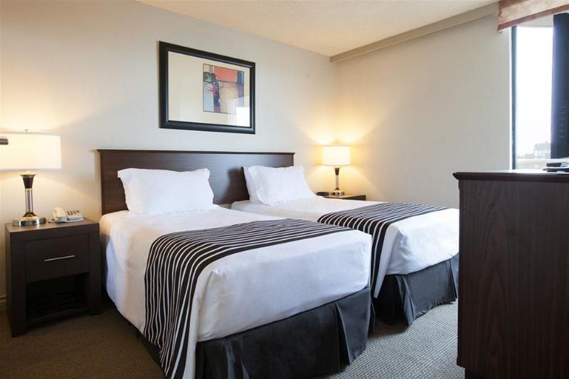 ホテル Sandman Suites Vancouver On Davie