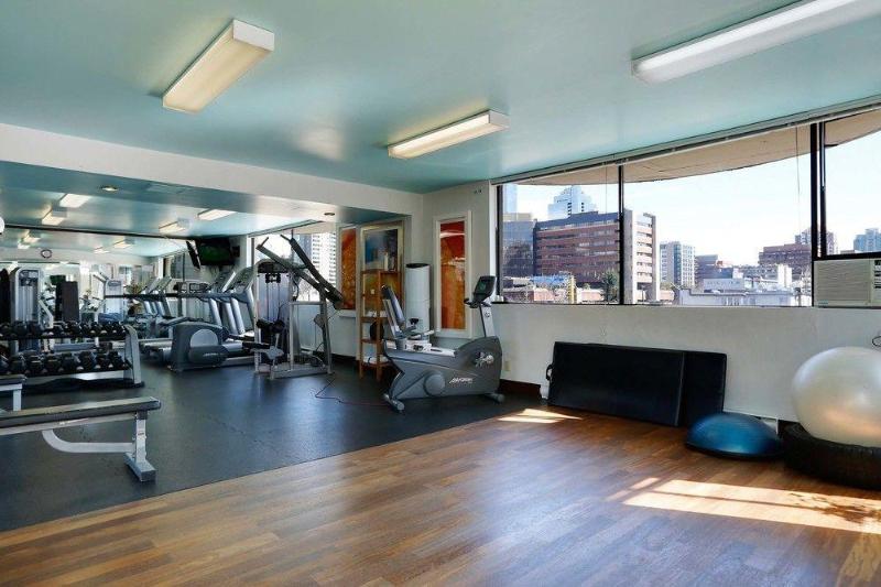 ホテル Sandman Suites Vancouver On Davie