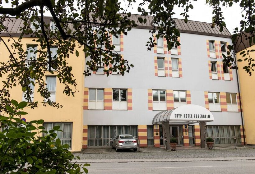 בית מלון כפרי Tryp By Wyndham Rosenheim