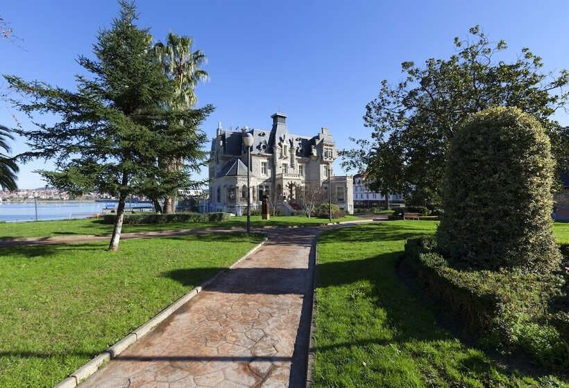فندق Urh Palacio De Oriol
