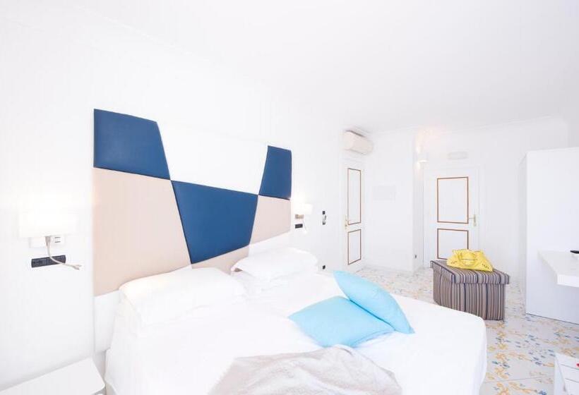 هتل Villa Felice Relais