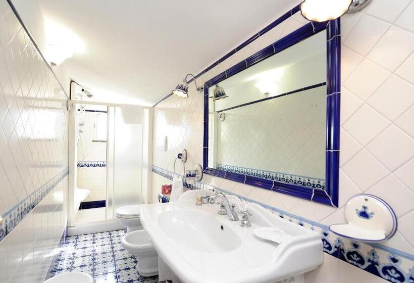 هتل Villa Felice Relais