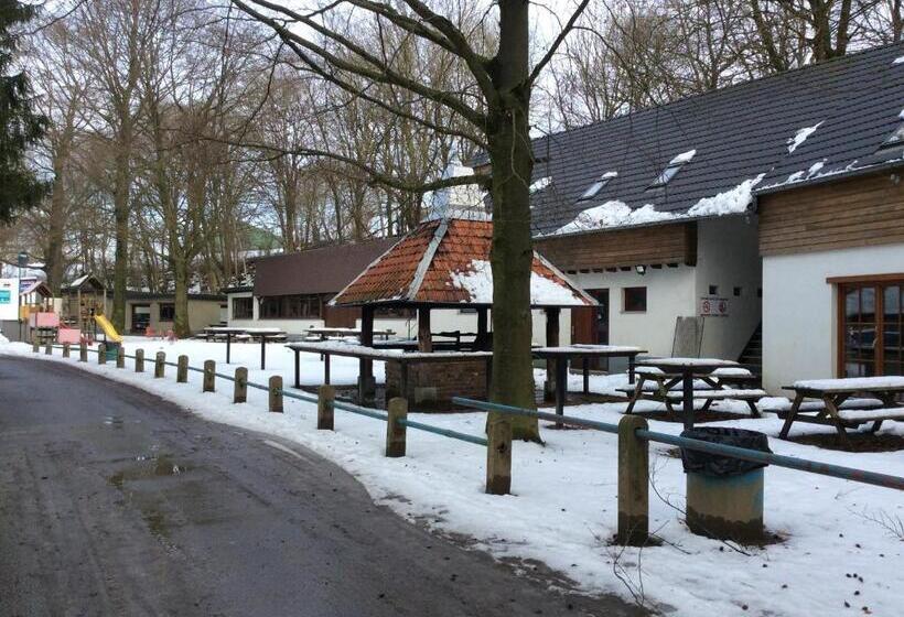 فندق صغير Dortoirs Le Domaine