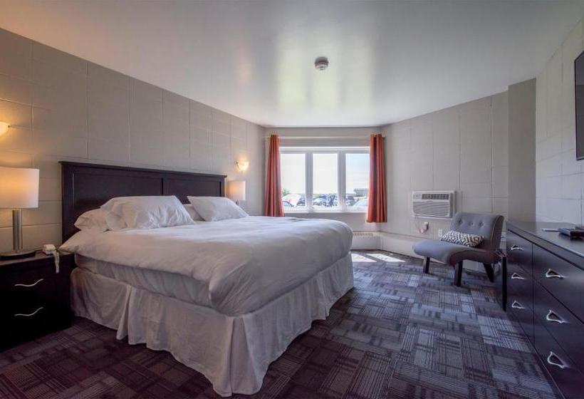 호스텔 Grand Marshal Inn