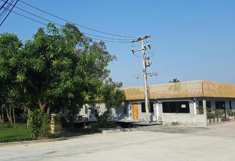 هاستل Nai Suan Inn