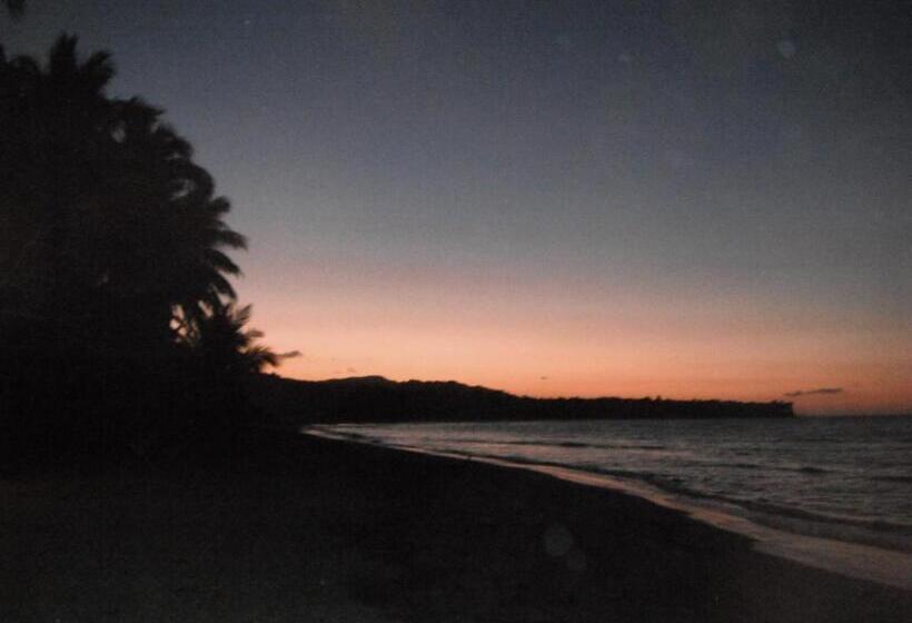 הוסטל Playa Paraiso En Magante