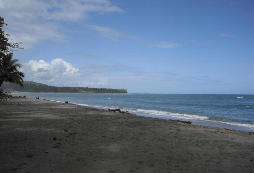 הוסטל Playa Paraiso En Magante