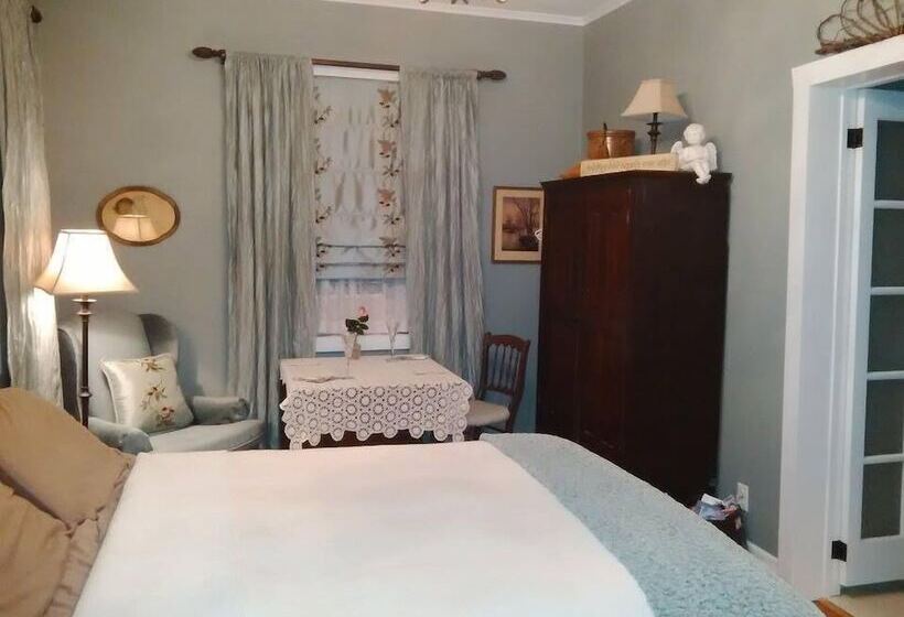 旅馆 The Chepstow Inn