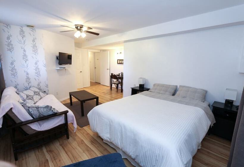 مبيت وإفطار Cedar Drive Inn