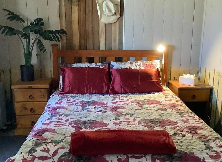 Bed and Breakfast Corella Creek Country Farm Stay