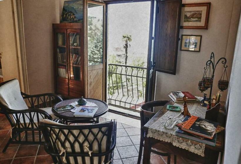 مبيت وإفطار La Pietra D'argento