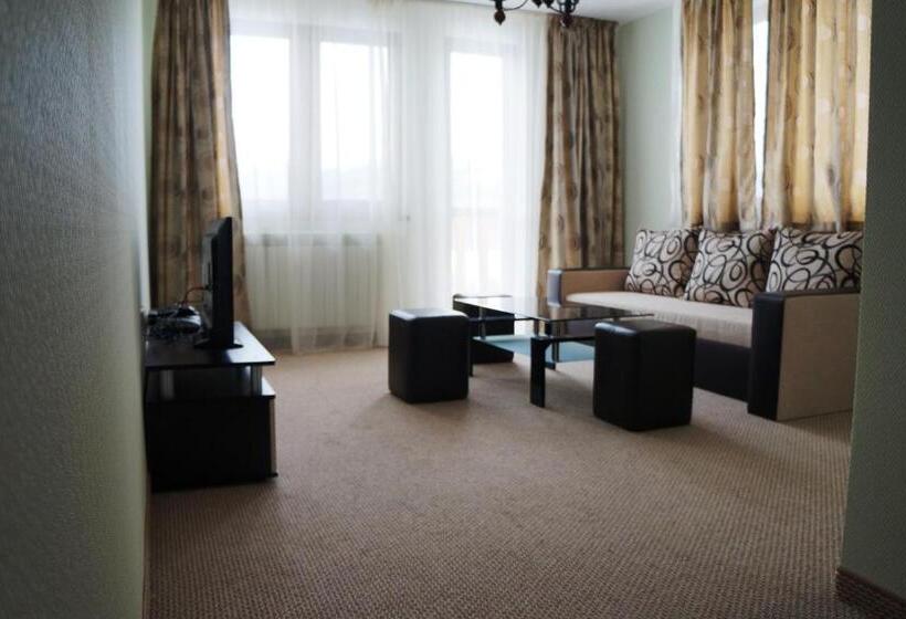 فندق Family Complex Krisbo