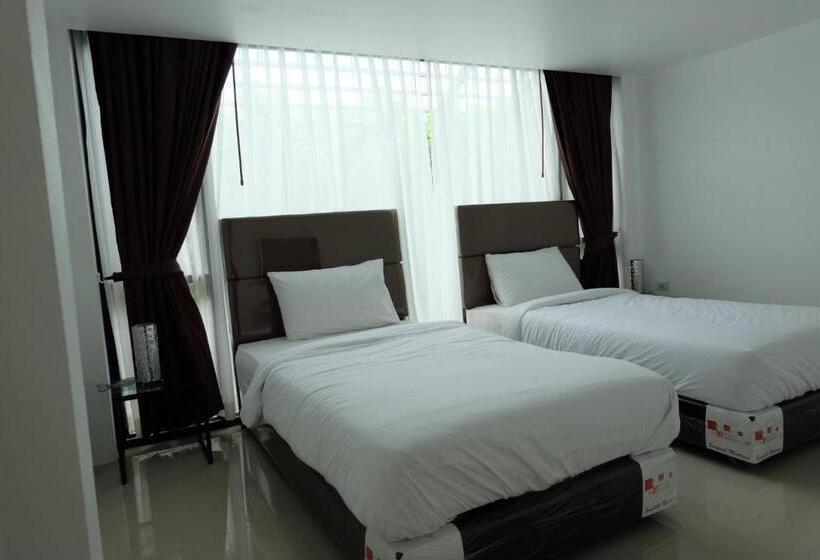 בית מלון כפרי Me2 Singhamuntra Resort Kamphaengsaen